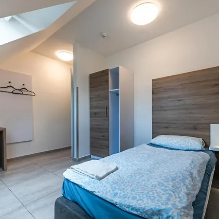 Mk - Bremen 旅馆 欧伊提恩